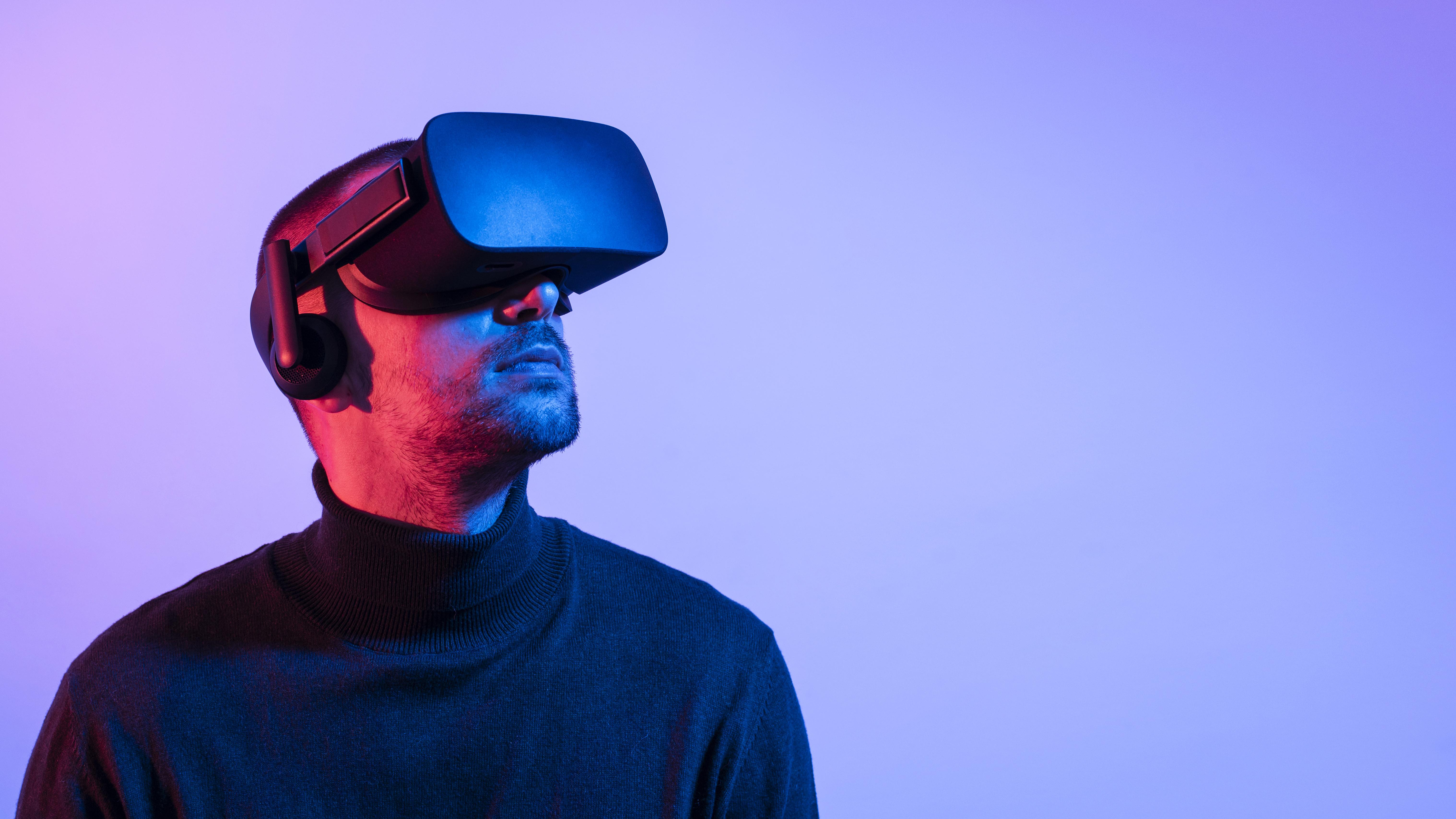 Дисплеи в VR-очках | Разработка приложений VR и AR в Helmeton