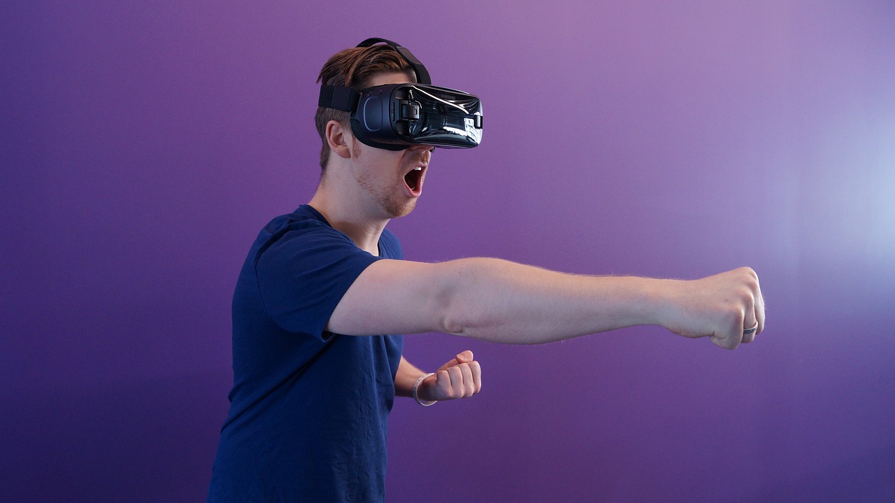 Разработка VR-тренажеров | Разработка приложений VR и AR в Helmeton