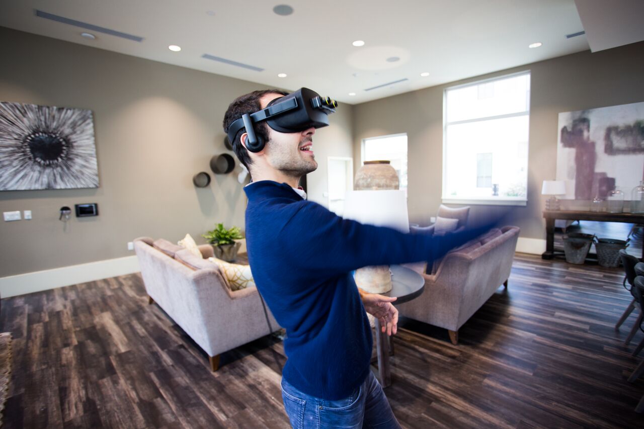 Тренды виртуальной и дополненной реальности для компаний на 2020 год | Разработка приложений VR и AR в Helmeton